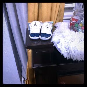 Jordan’s blue and white